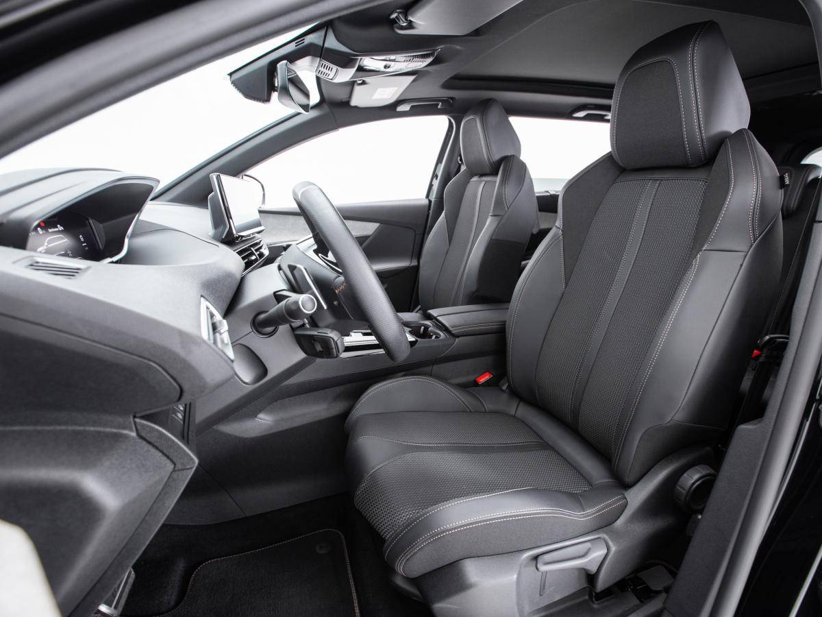 peugeot-5008-2024-gasolina-1199cc