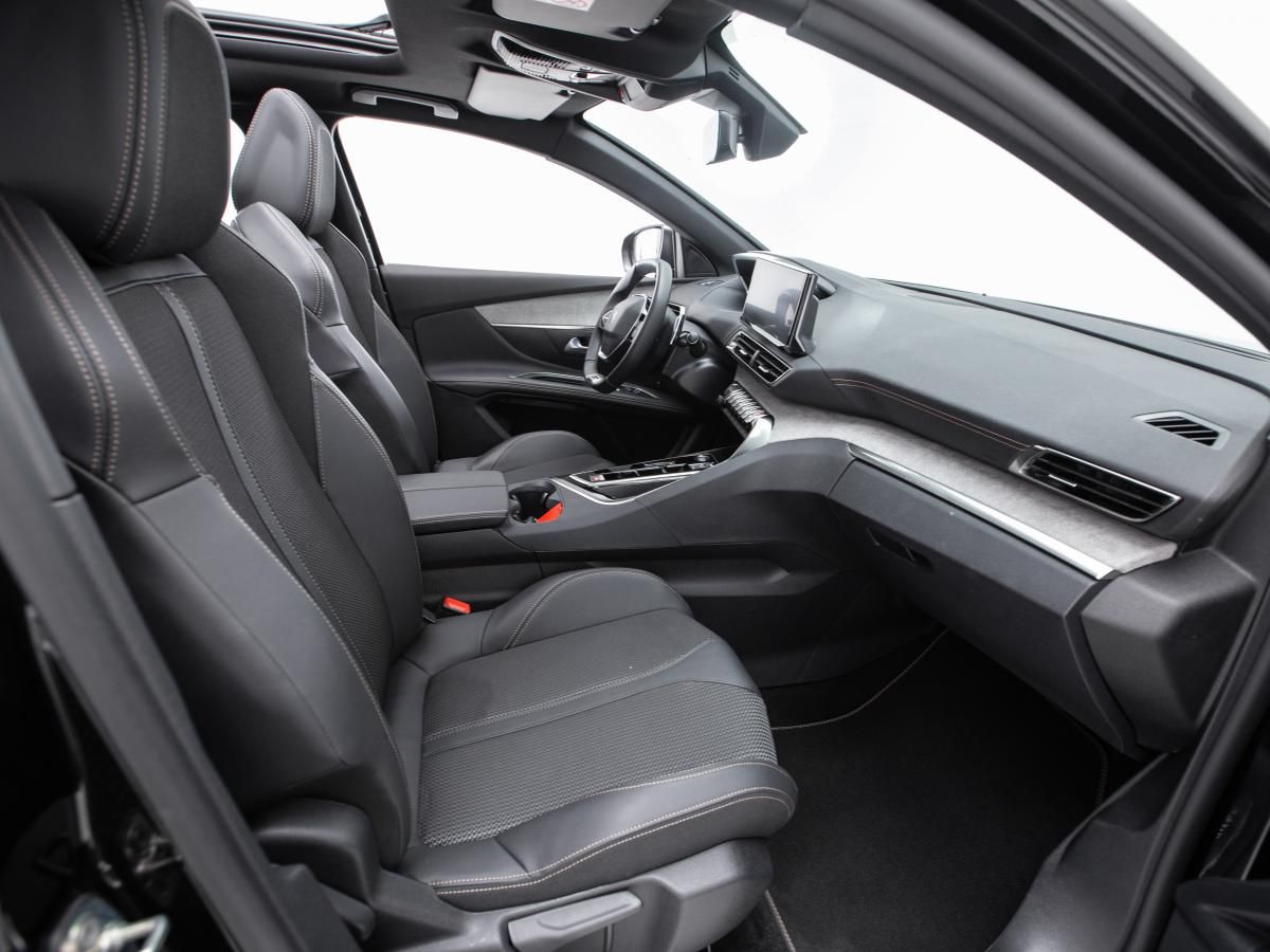 peugeot-5008-2024-gasolina-1199cc