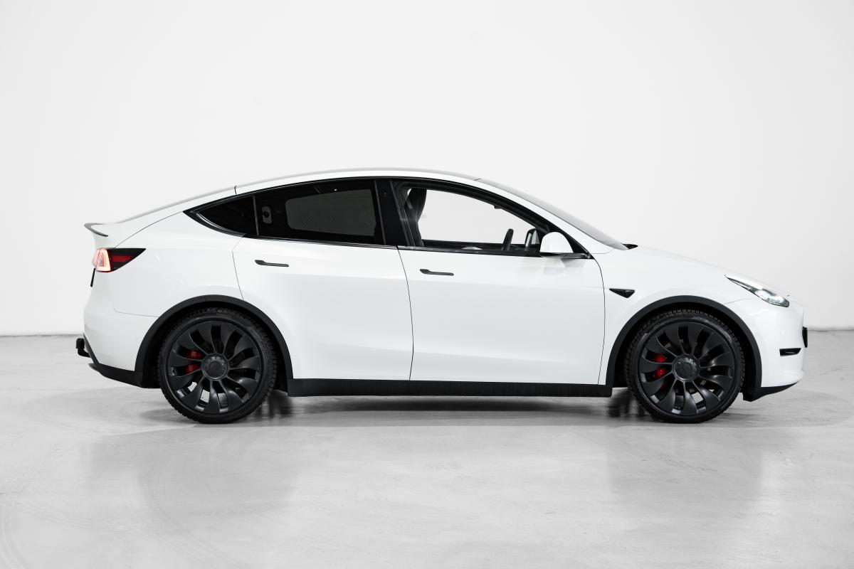 tesla-model-y-2022-eletrico-0cc