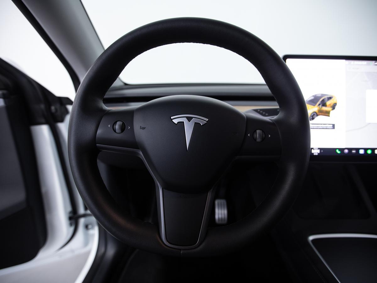 tesla-model-y-2022-eletrico-0cc