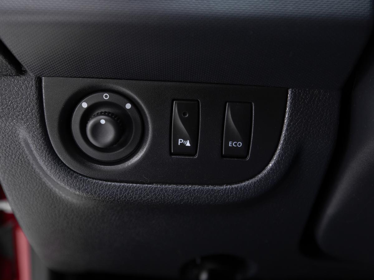 dacia-sandero-2019-gasolina-898cc