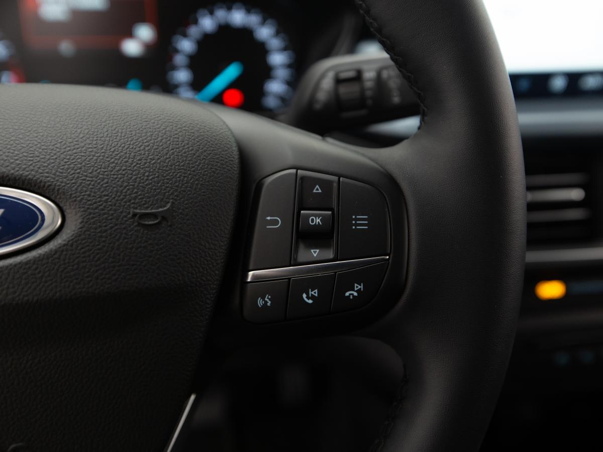 ford-focus-sw-2025-gasolina-999cc