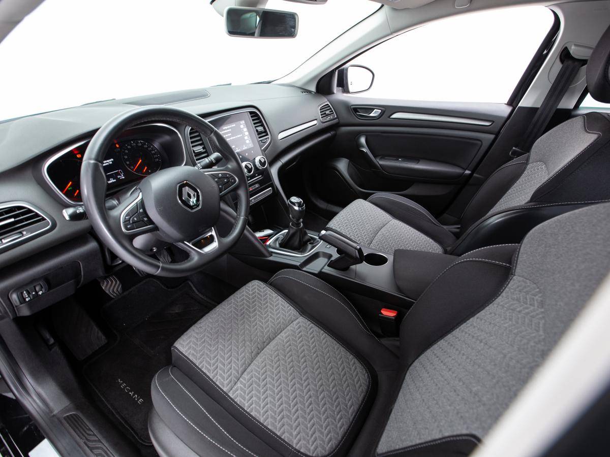 renault-megane-sport-tourer-2021-diesel-1461cc