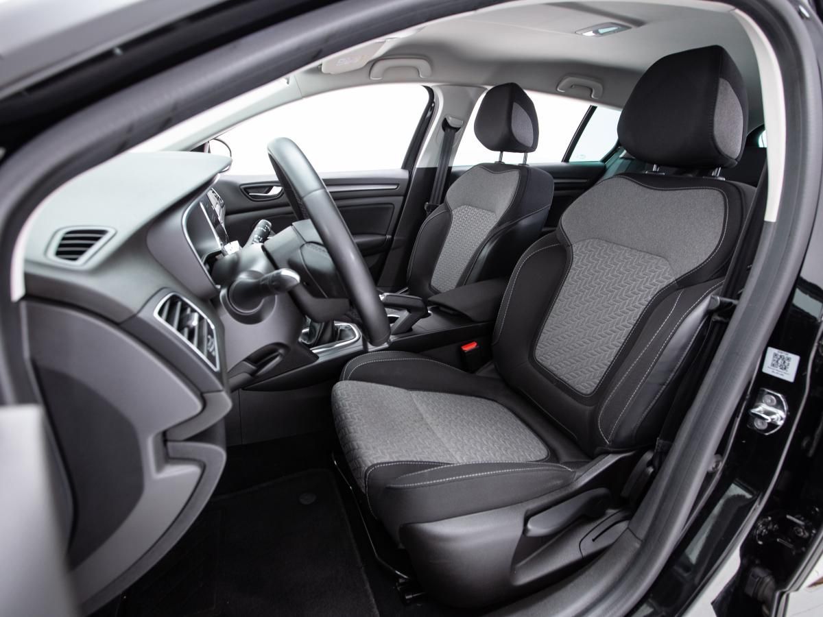 renault-megane-sport-tourer-2021-diesel-1461cc