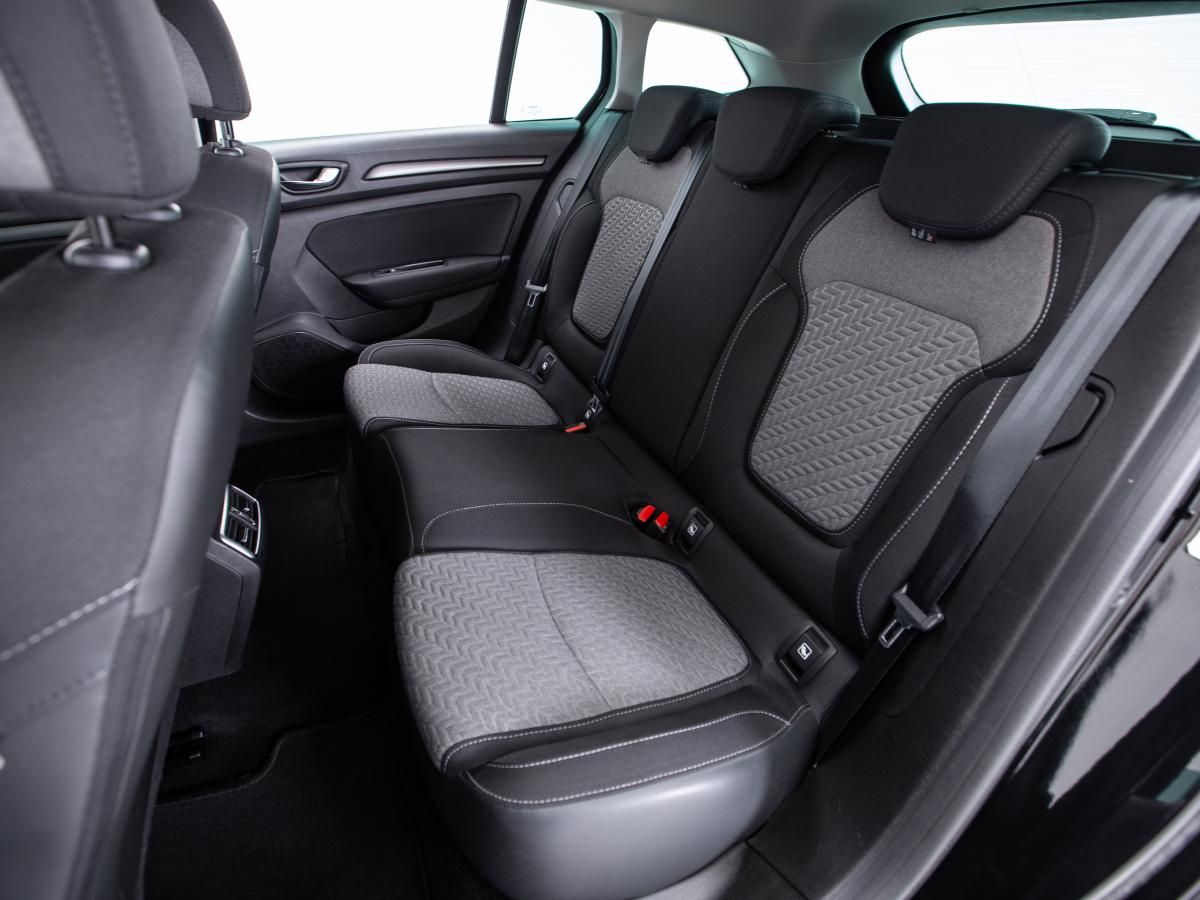 renault-megane-sport-tourer-2021-diesel-1461cc