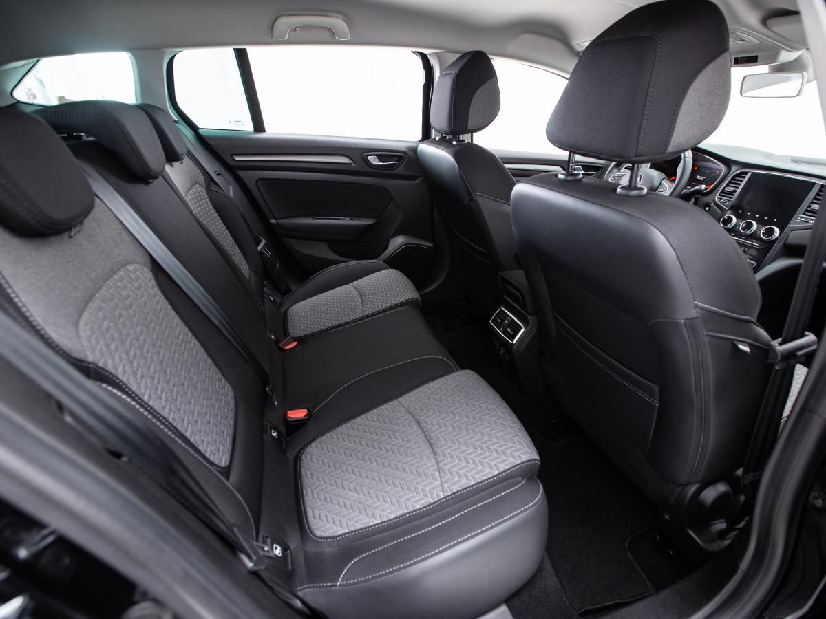 renault-megane-sport-tourer-2021-diesel-1461cc