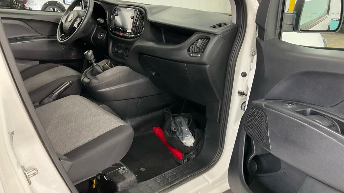 fiat-doblo-2023-diesel-1598cc