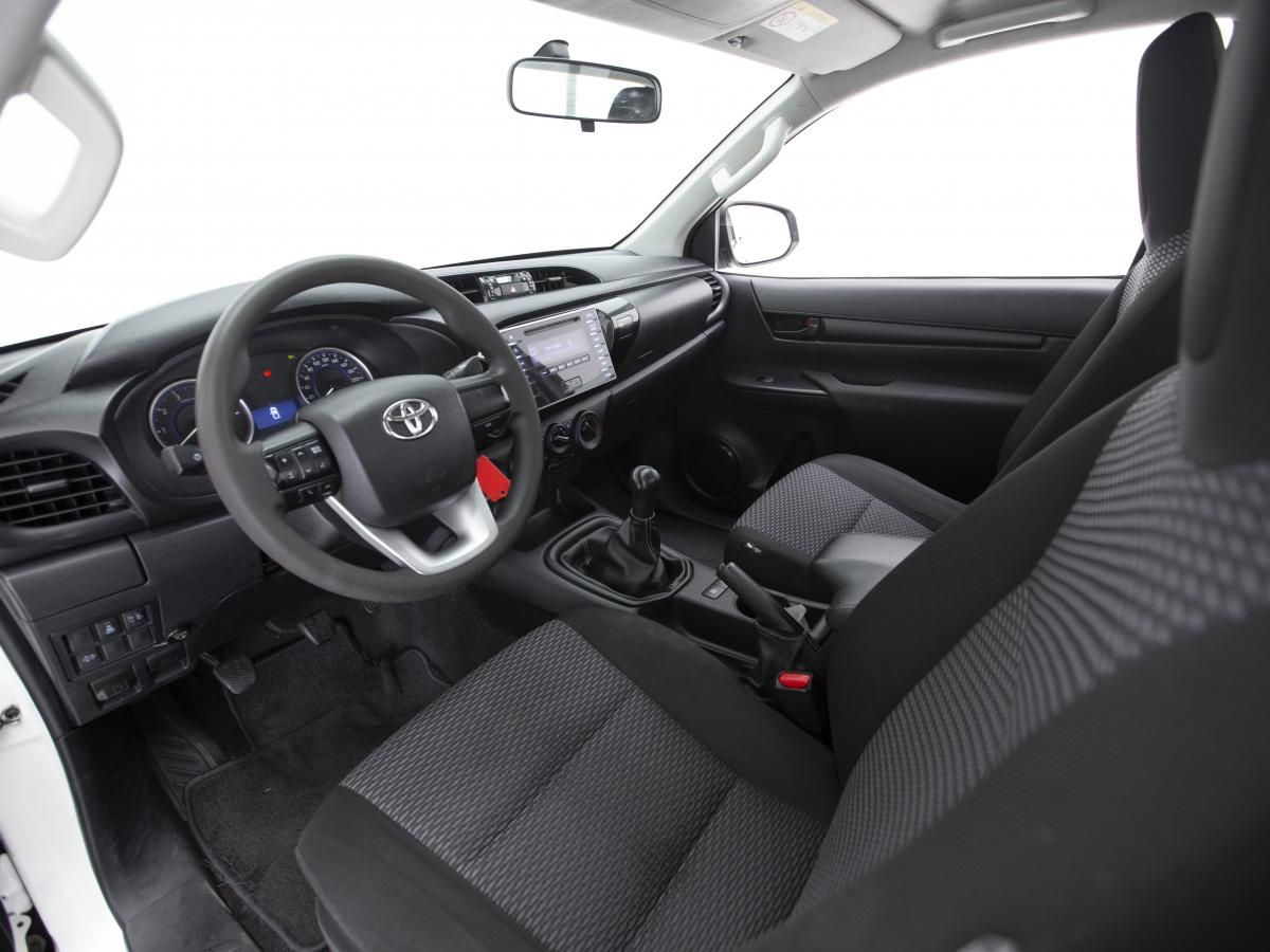 toyota-hilux-2020-diesel-2393cc