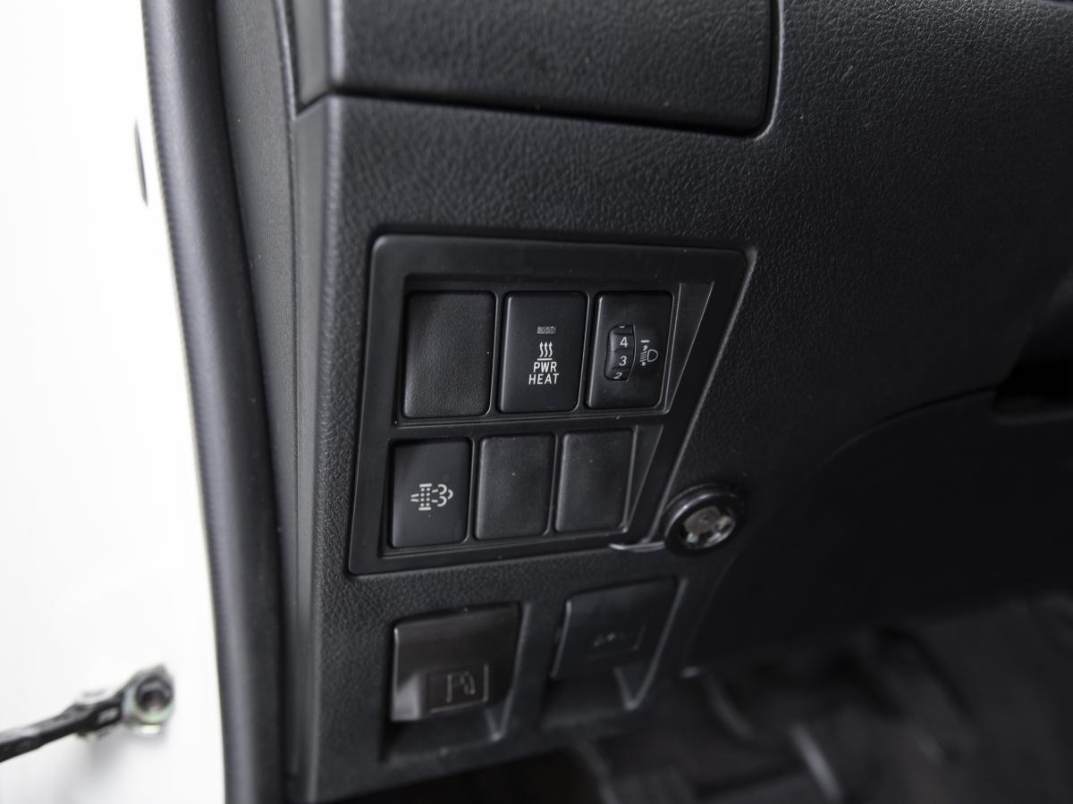 toyota-hilux-2020-diesel-2393cc