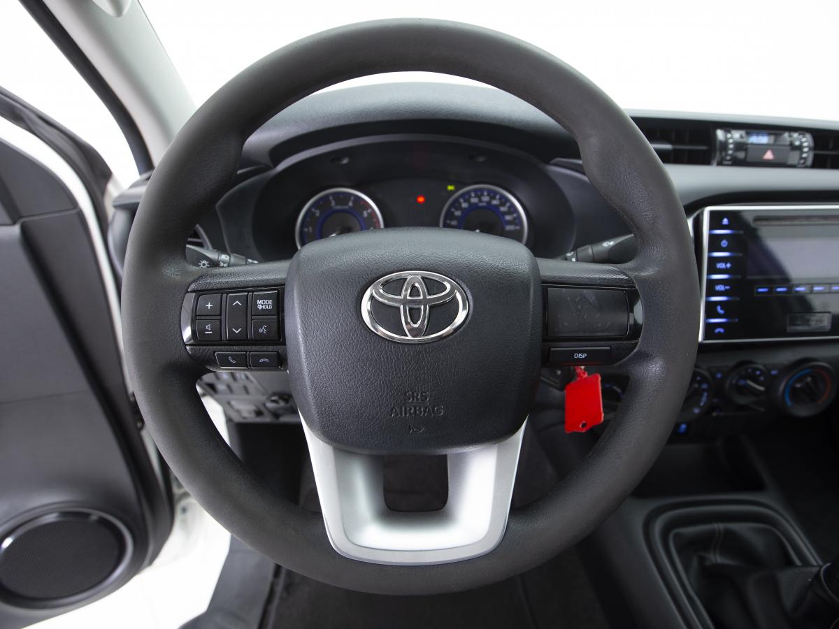 toyota-hilux-2020-diesel-2393cc