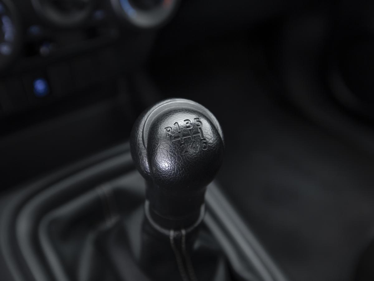 toyota-hilux-2020-diesel-2393cc