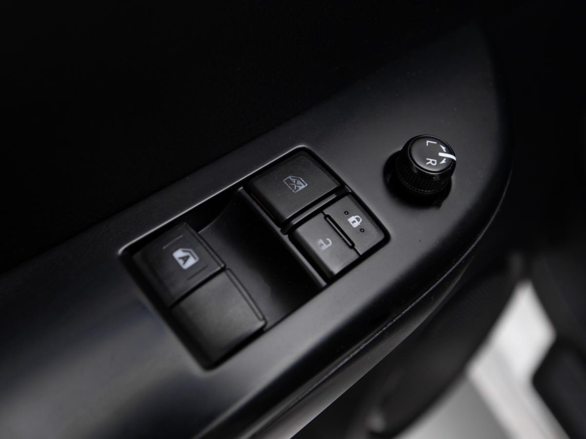 toyota-hilux-2019-diesel-2393cc
