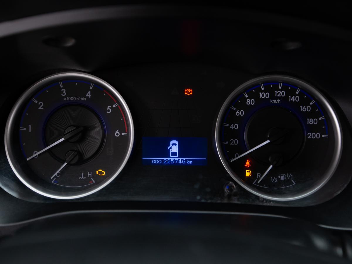 toyota-hilux-2019-diesel-2393cc