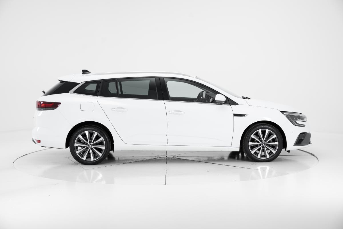 renault-megane-sport-tourer-2022-diesel-1461cc