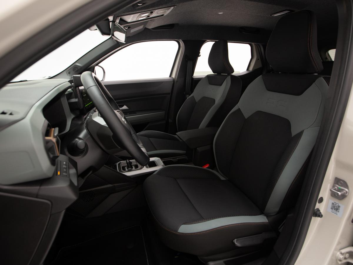 dacia-duster-2025-hibrido-a-gasolina-1598cc
