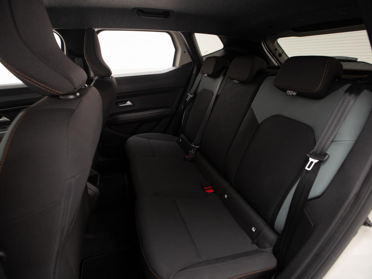 dacia-duster-2025-hibrido-a-gasolina-1598cc