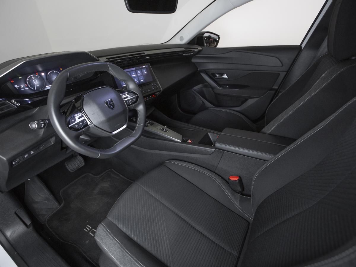 peugeot-308-2023-hibrido-a-gasolina-1598cc