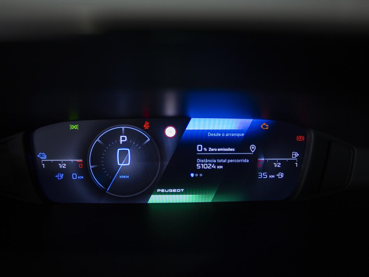 peugeot-308-2023-hibrido-a-gasolina-1598cc