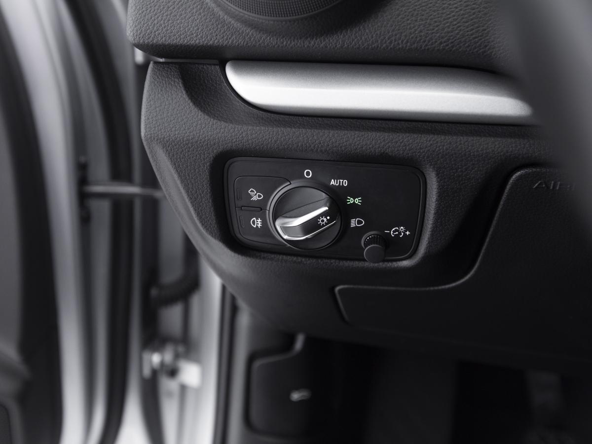 audi-a3-sportback-2019-diesel-1598cc
