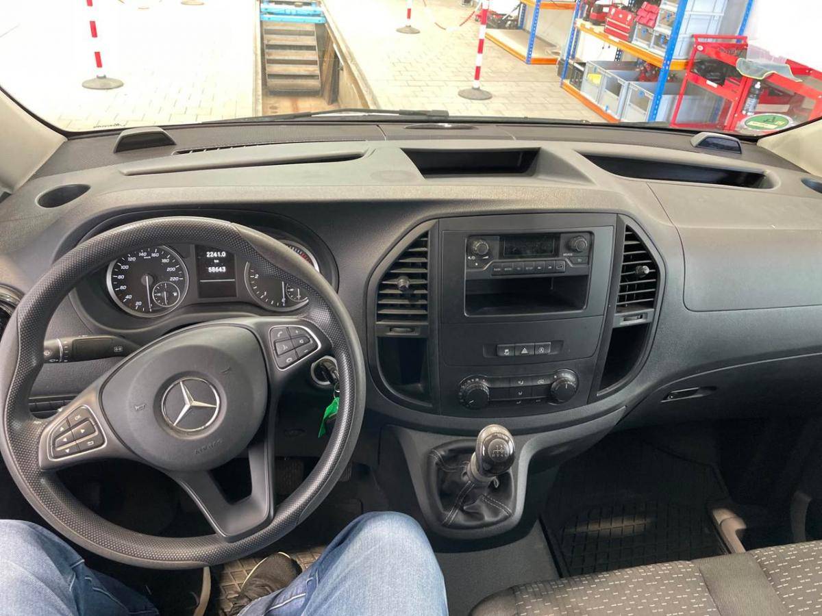 mercedes-benz-vito-2022-diesel-1950cc
