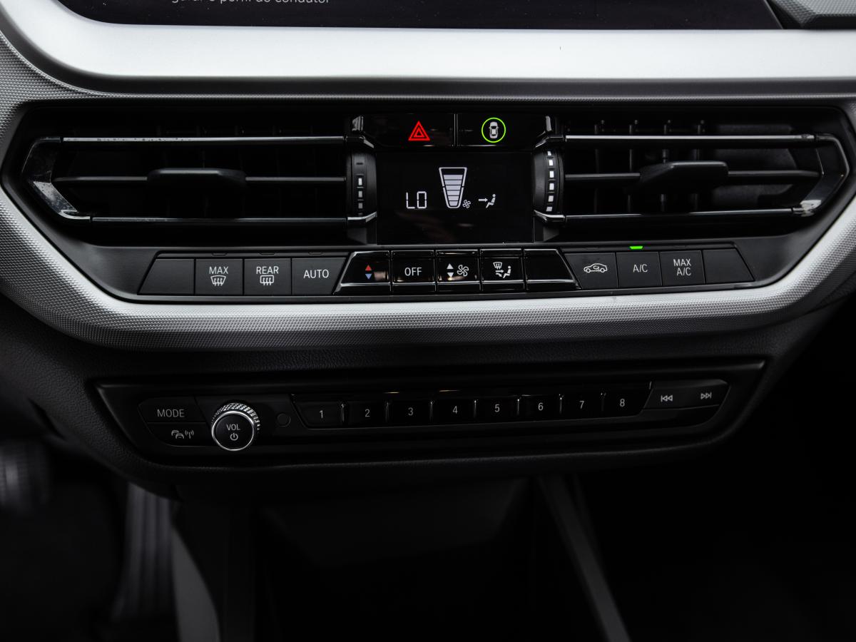 bmw-serie-1-2021-diesel-1496cc