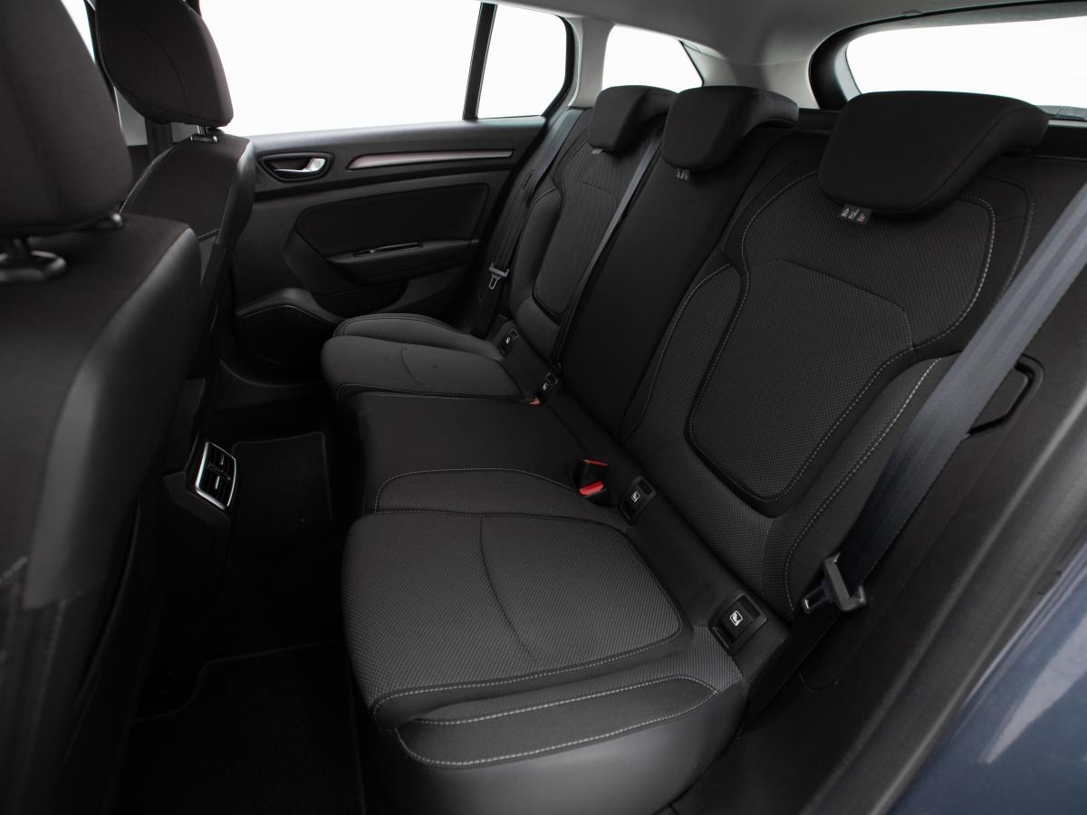 renault-megane-sport-tourer-2024-diesel-1461cc