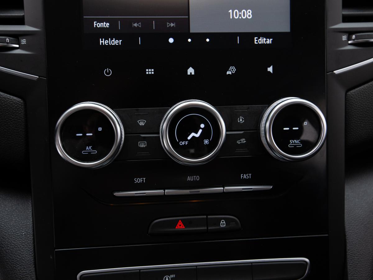 renault-megane-sport-tourer-2024-diesel-1461cc