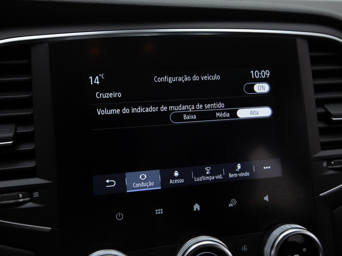 renault-megane-sport-tourer-2024-diesel-1461cc