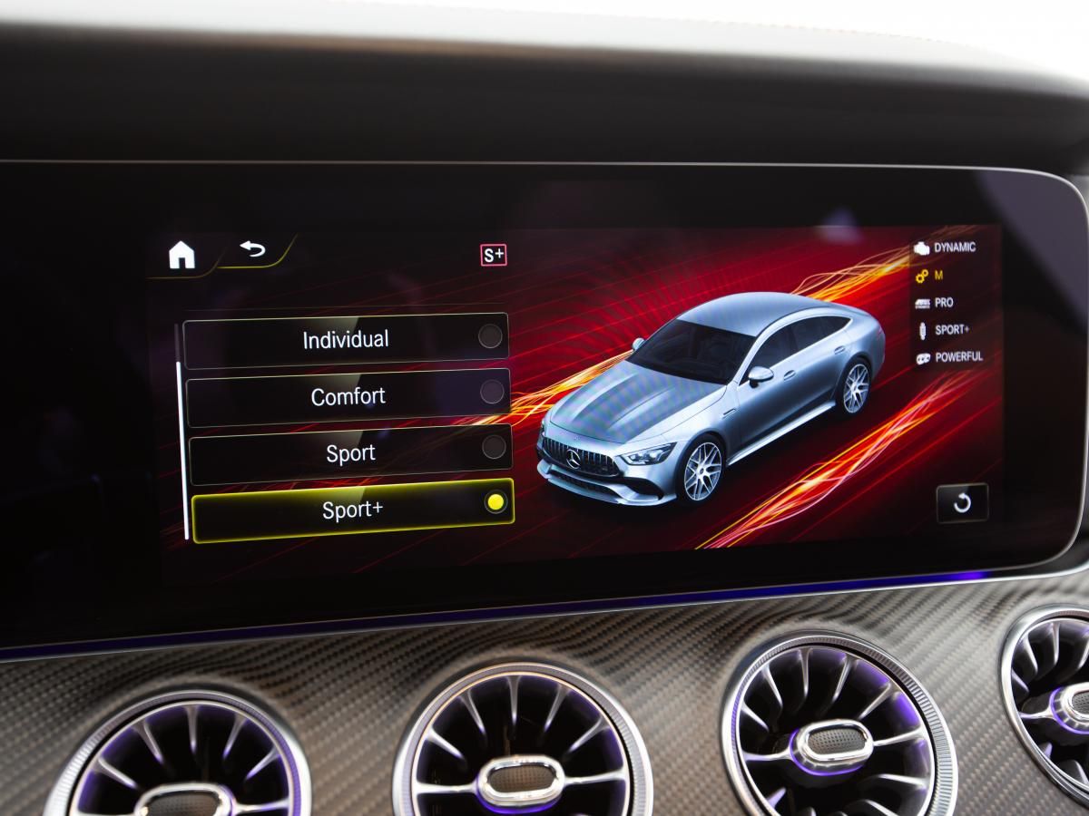 mercedes-benz-amg-gt-2023-gasolina-2999cc