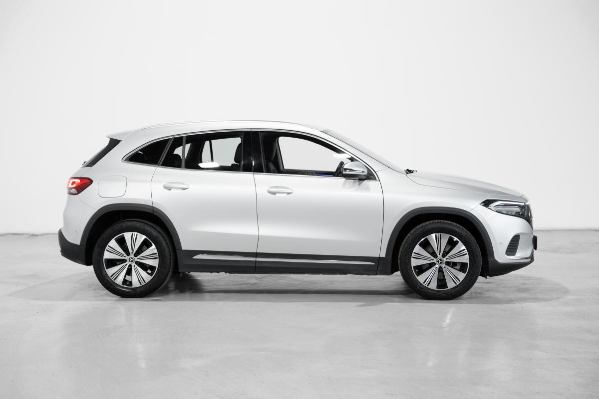 mercedes-benz-eqa-2023-eletrico-0cc