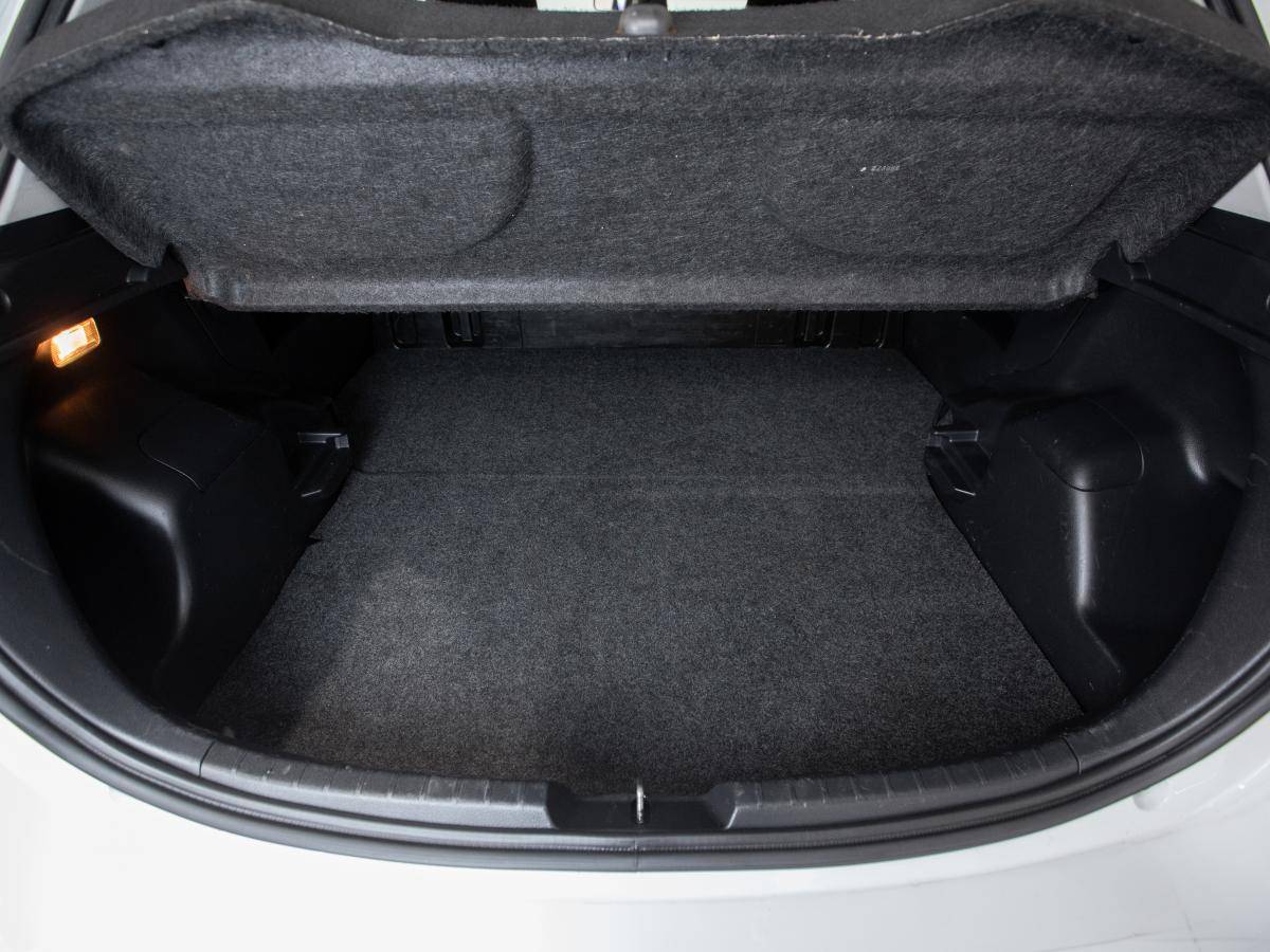 toyota-yaris-2018-diesel-1364cc