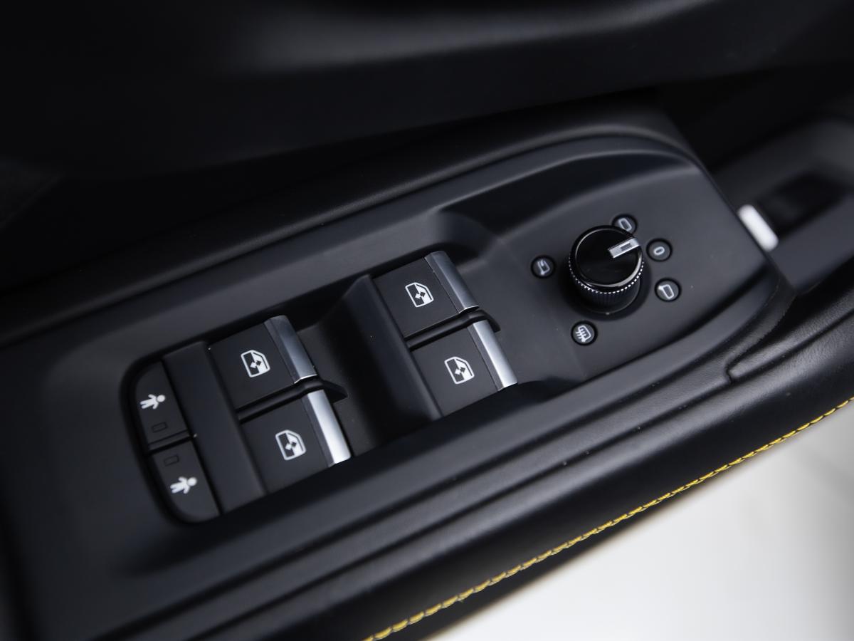 lamborghini-urus-2019-gasolina-3996cc