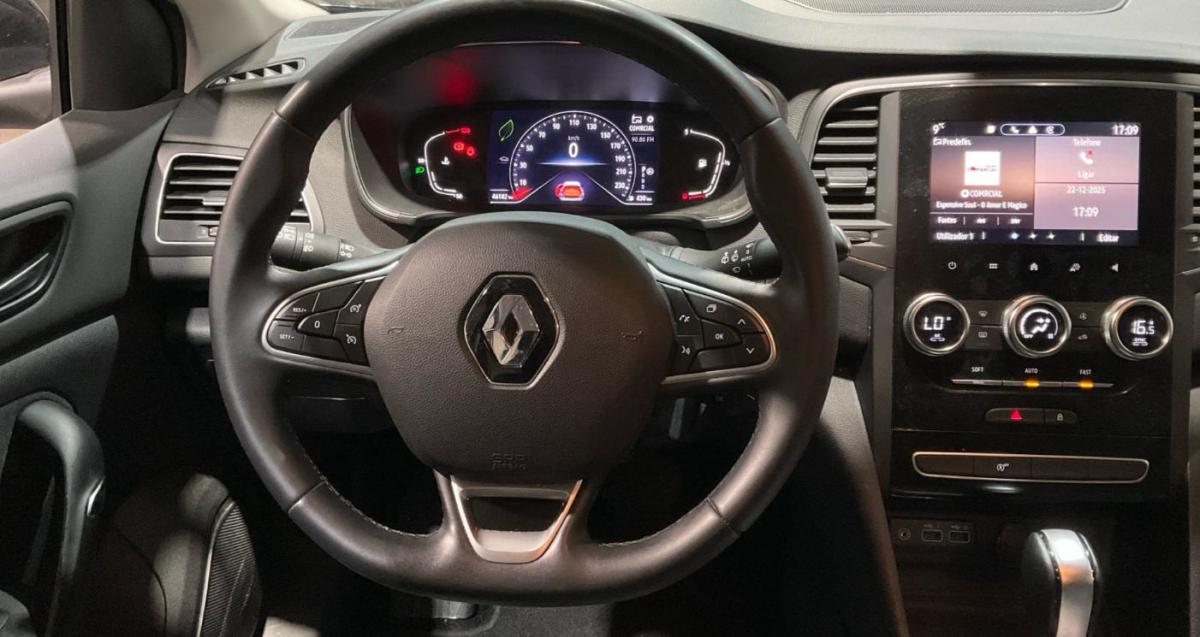 renault-megane-sport-tourer-2024-diesel-1461cc