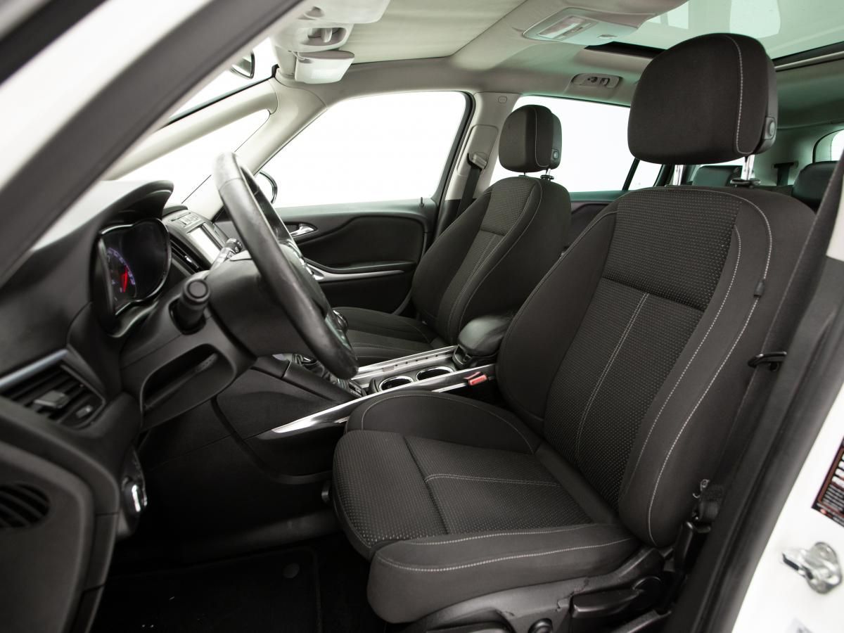 opel-zafira-2019-diesel-1598cc