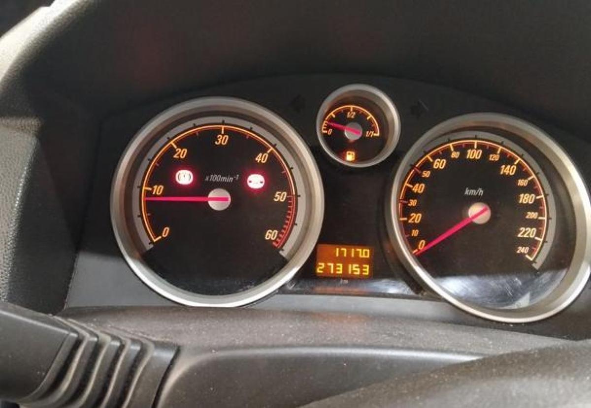 opel-astra-sport-tourer-2007-diesel-1686cc