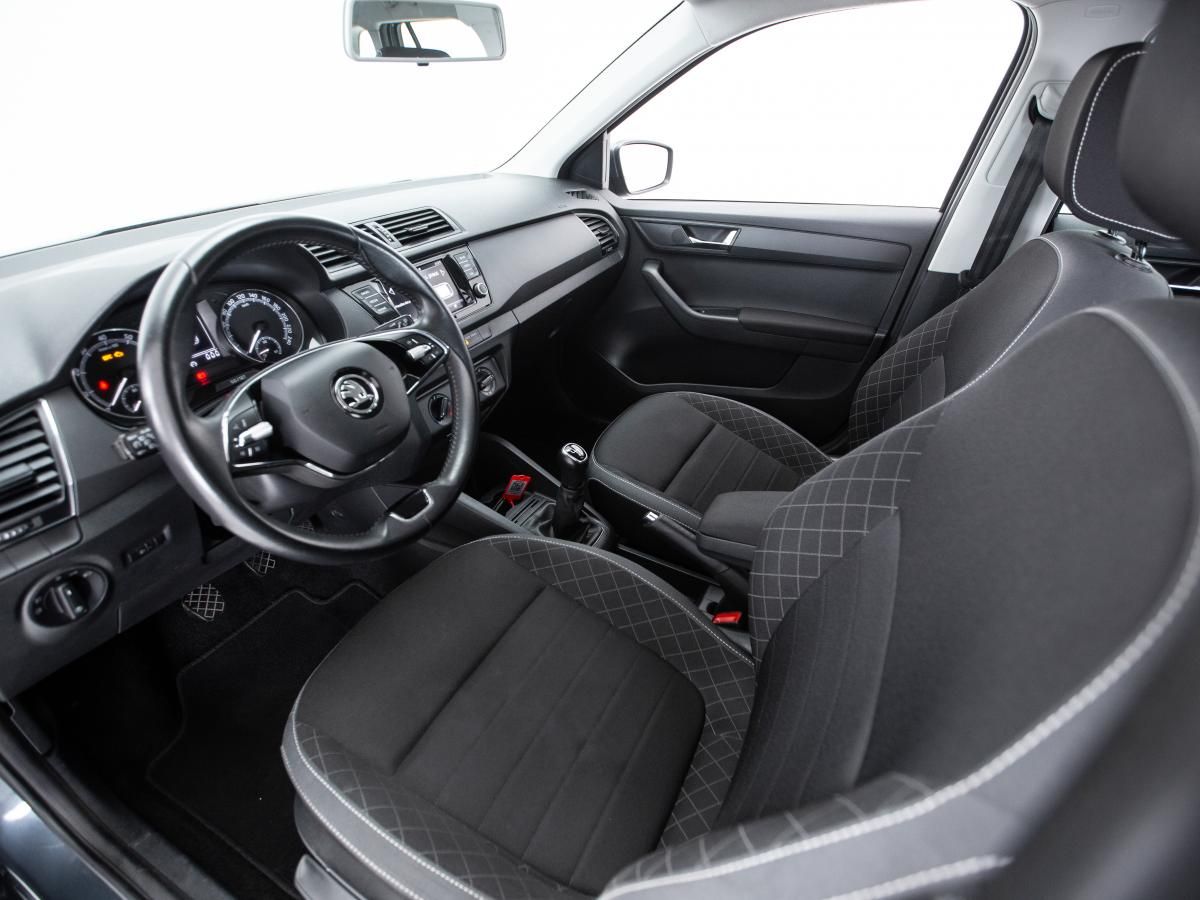 skoda-fabia-break-2021-gasolina-999cc
