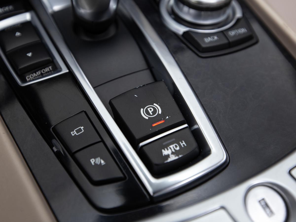 bmw-serie-7-2009-diesel-2993cc