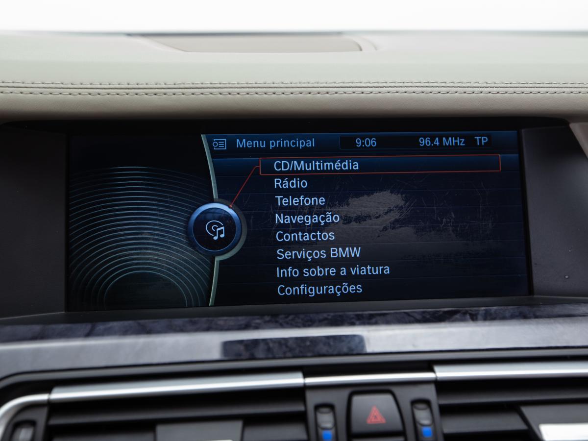 bmw-serie-7-2009-diesel-2993cc