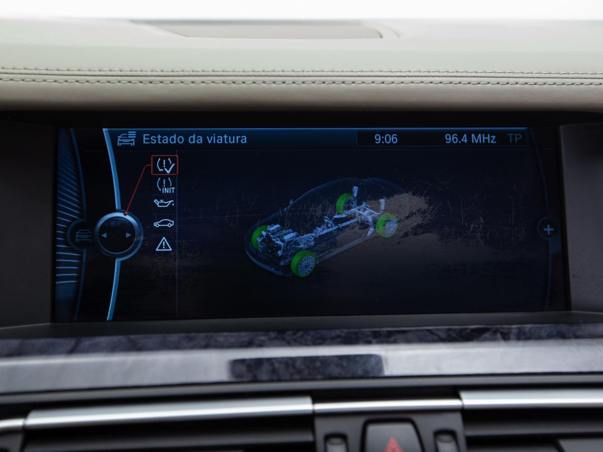 bmw-serie-7-2009-diesel-2993cc