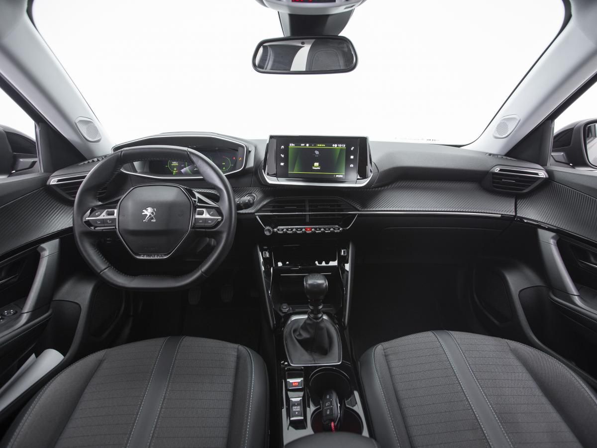 peugeot-2008-2022-diesel-1499cc