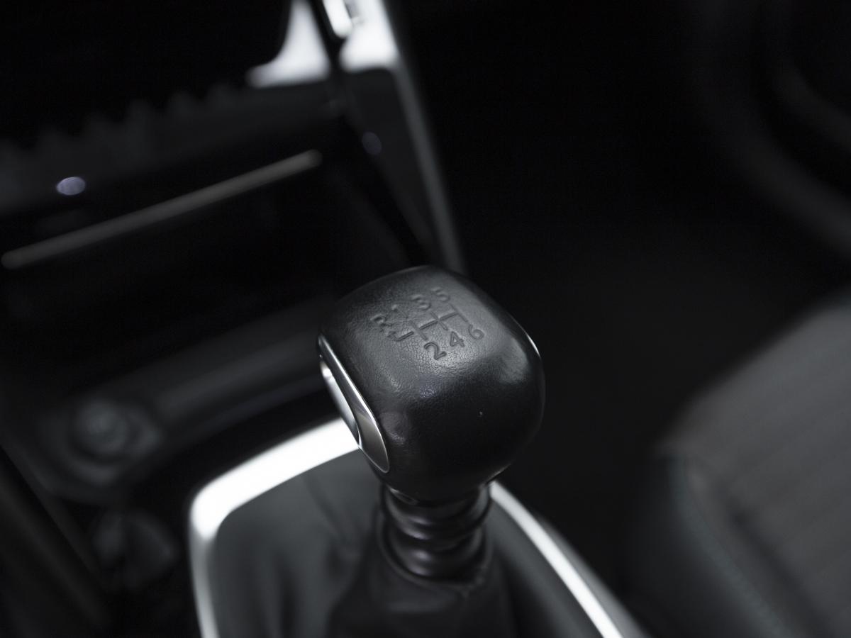 peugeot-2008-2022-diesel-1499cc