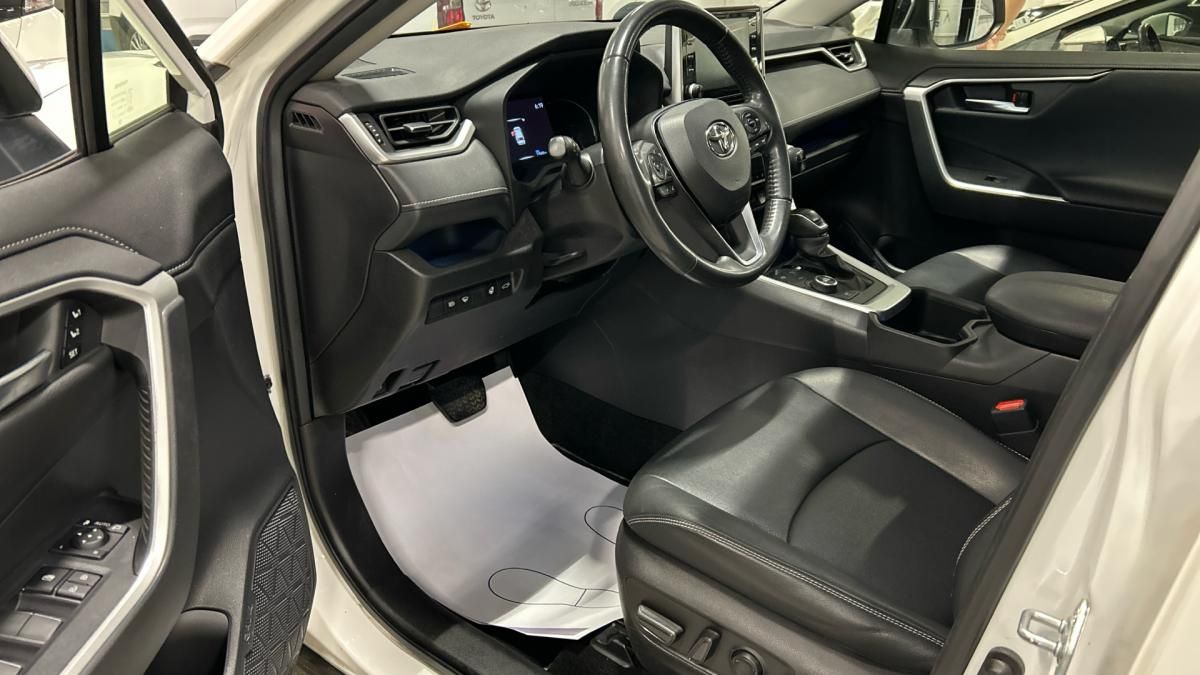 toyota-rav4-2022-hibrido-a-gasolina-2487cc