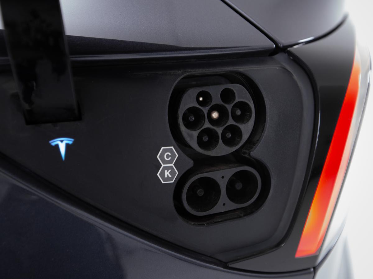 tesla-model-3-2021-eletrico-0cc