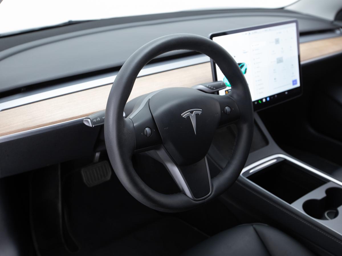 tesla-model-3-2021-eletrico-0cc