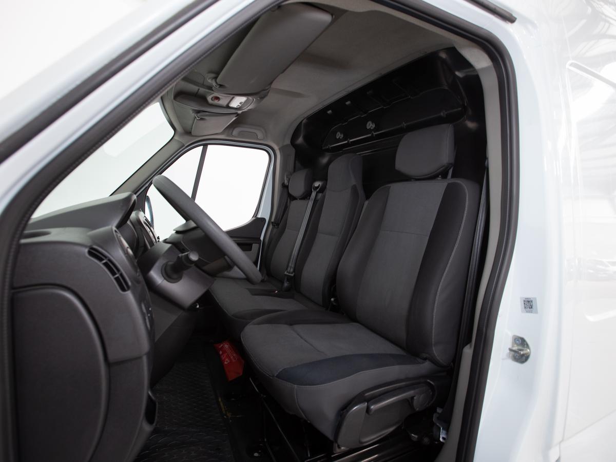 renault-master-2019-diesel-2299cc