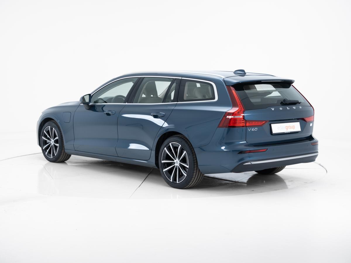 volvo-v60-2023-hibrido-a-gasolina-1969cc
