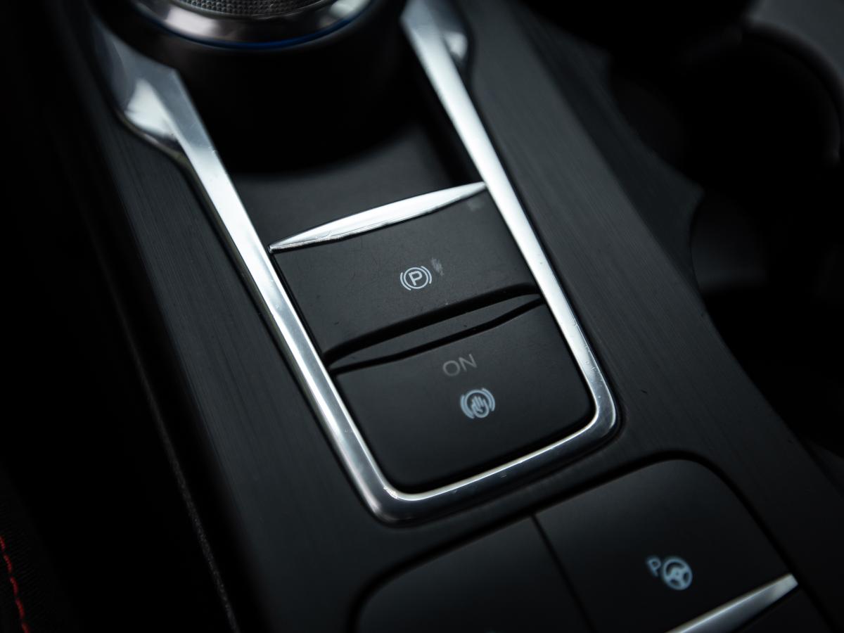 ford-kuga-2021-diesel-1499cc