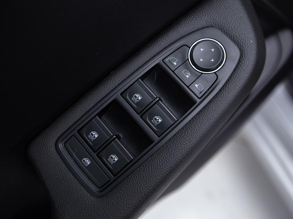 renault-clio-2023-gpl-999cc