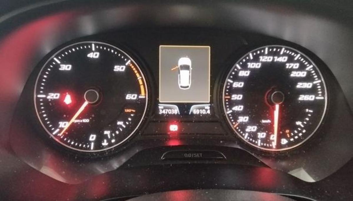 seat-leon-st-2014-diesel-1598cc