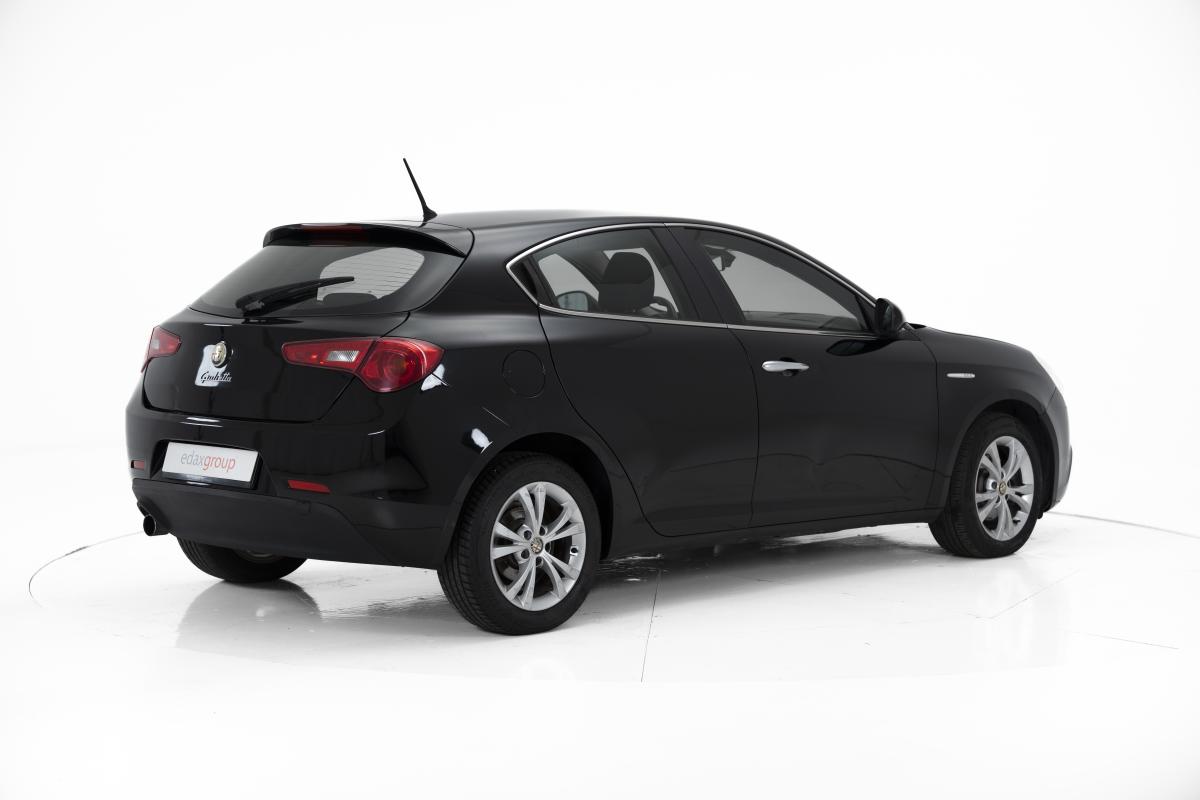 alfa-romeo-giulietta-2010-diesel-1598cc